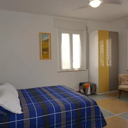 Casa Flora דירה סניגליה